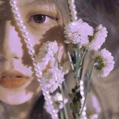 小众文艺范女生头像高级感十足 好看稀有的极致文艺微信女头_女生头像