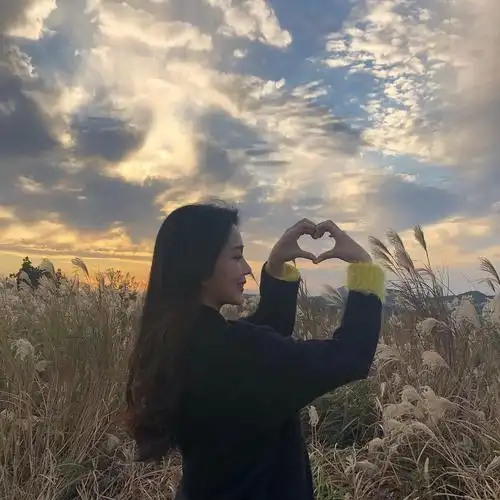 优雅风头像高端大气上档次