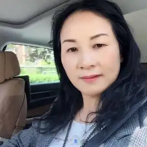 杭州四季青冰蝶服饰有限公司头像