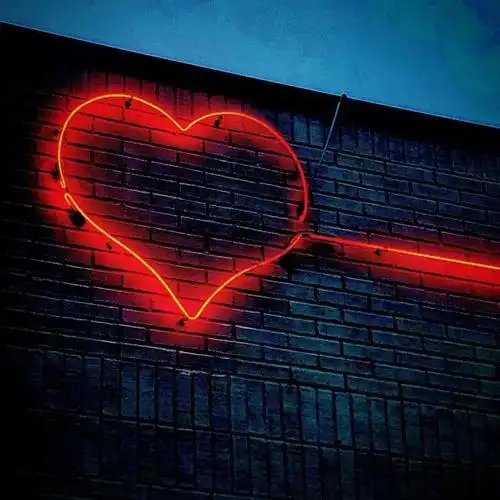 抖音点赞100w朋友圈封面图