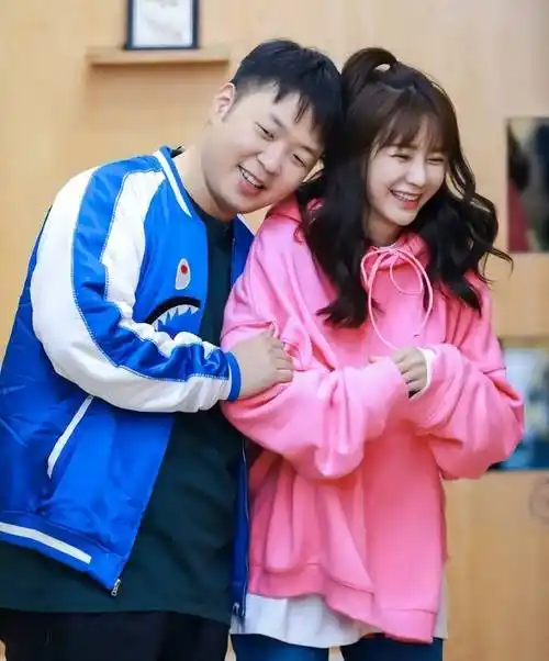 虽是频道一姐,35岁生日当天未收到台里其他主持人的祝福_杜海涛_方言