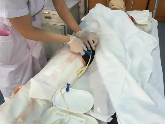 一次性为女病人导尿术操作流程详解图 - 美篇