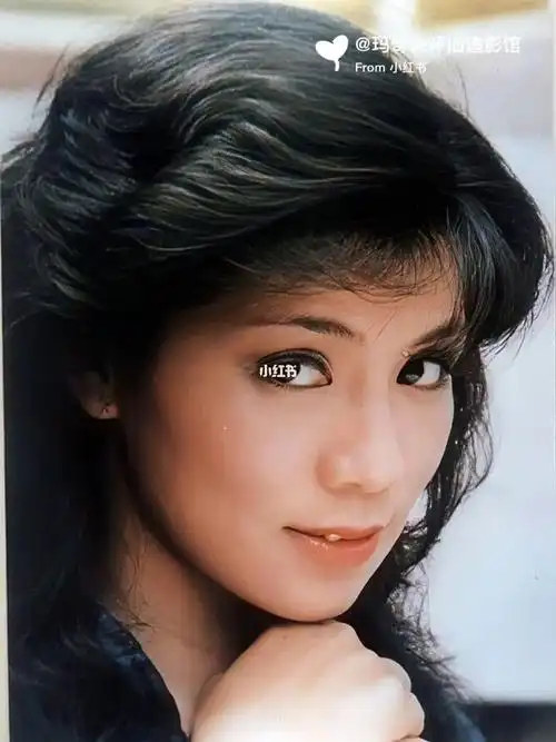 翁美玲美照乌溜溜的大眼睛