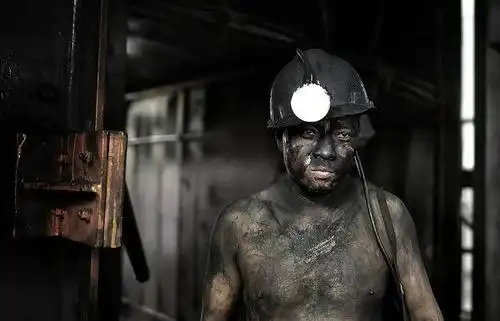 小煤窑矿工肖像一组 人像