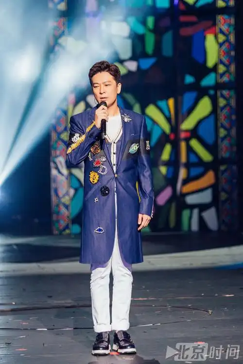 开口跪!《跨界歌王》于毅挑战高难度法语歌高音爆表