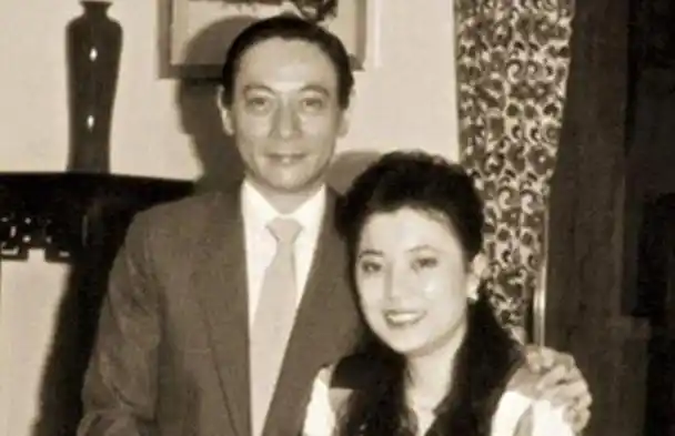 蒋经国逝世后,五个儿子死了四个,唯一活着的蒋孝严认祖归宗艰难