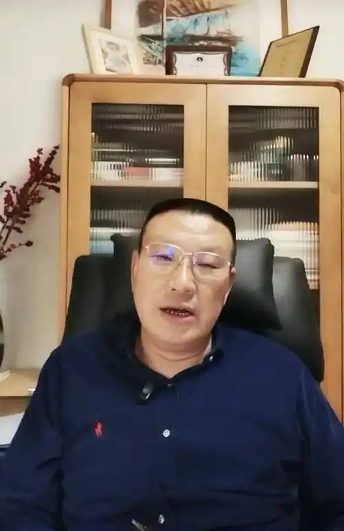 潘克律师现身直播,回应网友提问,透露将赴九江会见委托人_潘律师_事件