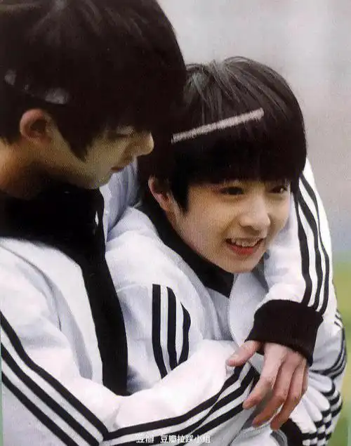 翔霖6.逸泽7.文轩8.祺霖9.泗源tf家族的几对cp,你最喜欢那对cp呢?