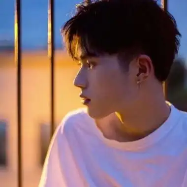 能吸引女生注意的男生头像魅力爆棚一看就喜欢的