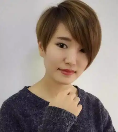 不对称才好看,不对称短发发型,一长一短够潮够时尚