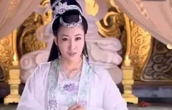 原创16位女娲扮演者张梓琳似美人鱼盖鸣晖最有味道