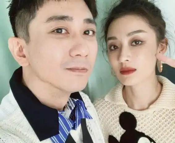 王自健:被散打冠军前妻家暴,还得了抑郁,如今传出新恋情?