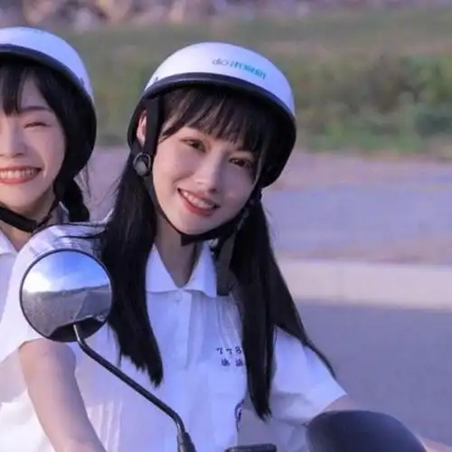 微信亲密好看的闺蜜头像两人