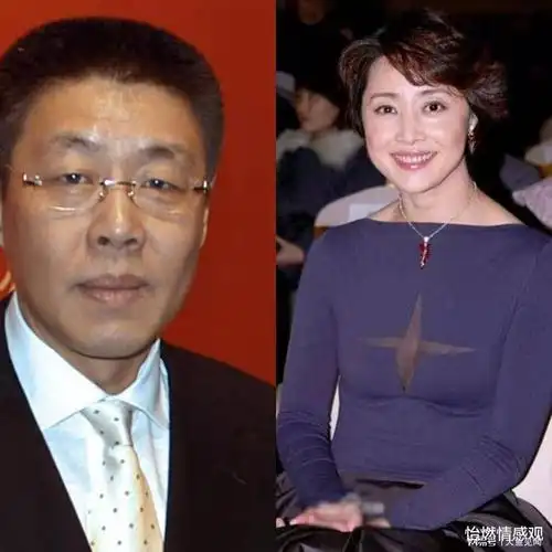 和张健离婚后,刘蓓遇见了自己的第二任老公就是导演张黎,两人2003是