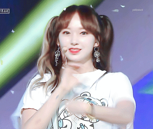 宇宙少女 程潇 170723 《happy》打歌舞台… - 堆糖,美图壁纸兴趣社区