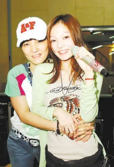 母亲和情人将她的钱私吞,说:自己去借吧_姜柔伊_因为_张镐哲