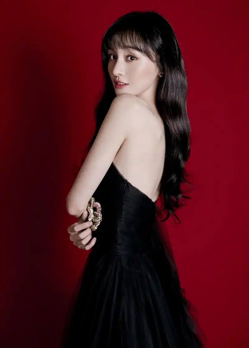 【百度沸点明星打榜活动】 重点: 新用户可以点击数据