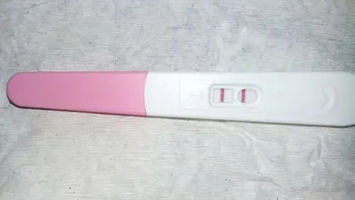 2,验孕棒的图片:验孕棒这个是表示怀孕了吧