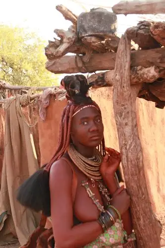 纳米比亚辛巴族"红泥人"探秘