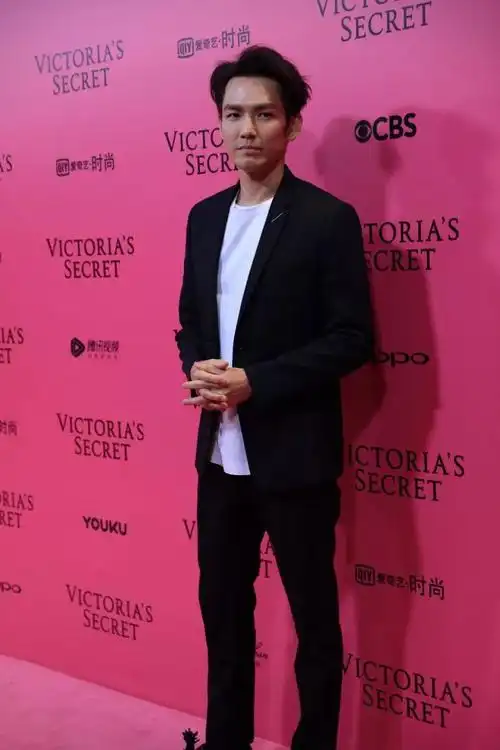 钟汉良(李秋莹摄)李玟(李秋莹摄)吴建豪(李秋莹摄)关晓彤(李秋莹摄)