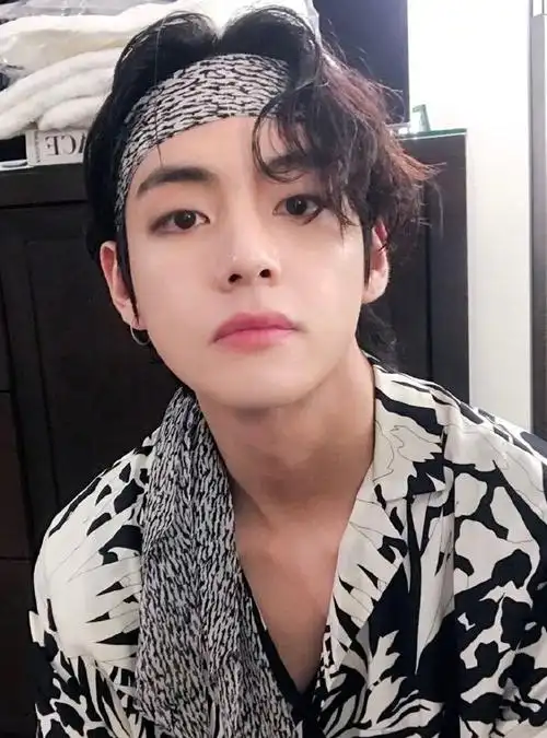 2020格莱美 金泰亨 vlive 舞台focus这天也是历代级的美貌p7舞台focus