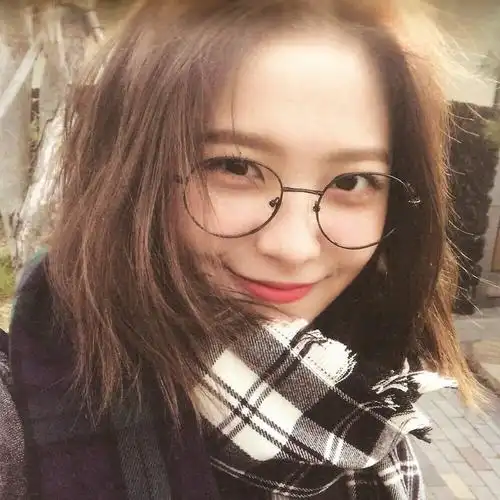 有没有人喜欢yeri的短发