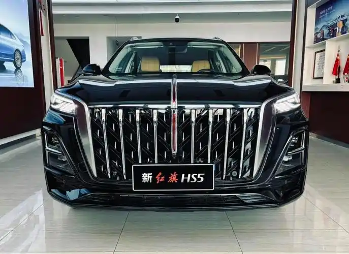 时尚大气的销量支柱,红旗hs5实车图发布_腾讯新闻