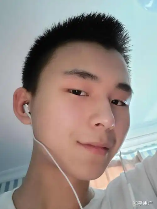 你见过最帅的高中男生长什么样?