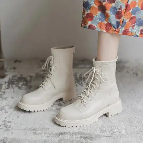 英伦风靴子女机车厚底女靴秋冬单靴显瘦短靴