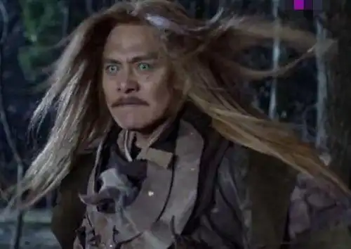 新倚天屠龙记谢逊扮演者是谁?金毛狮王结局是什么?演员黑子资料