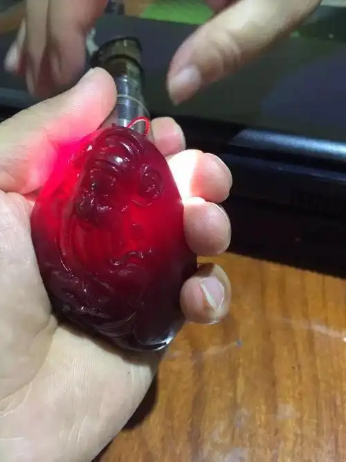 很多人一辈子难得一见的极品和田红玉