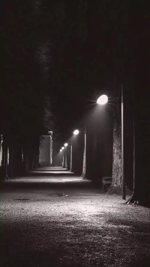 抖音开灯壁纸苹果高清_抖音一束光壁纸系列 - 环球手游网