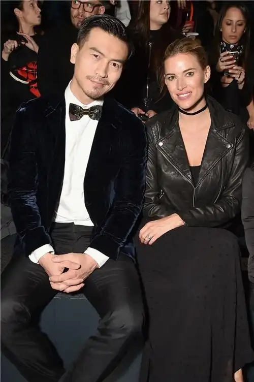 纪焕博魅力现身纽约兰玉秀 百变型男上演国际范