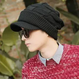 男生冬天带什么帽子好看? 男生鸭舌帽如何搭配才好看?