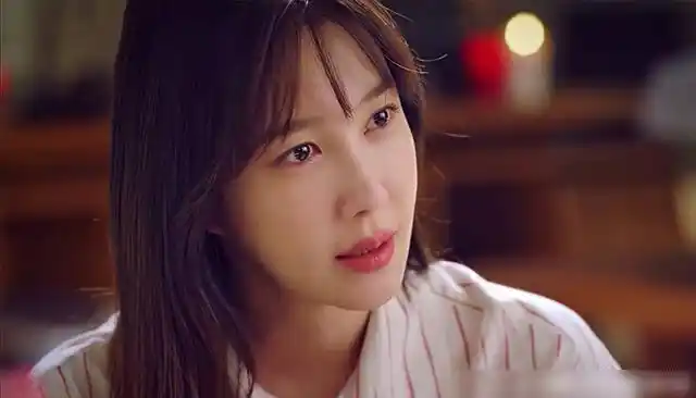 另一方面,李智雅在12日播出的《顶楼2》中,不是罗爱乔,而是沈秀莲登场