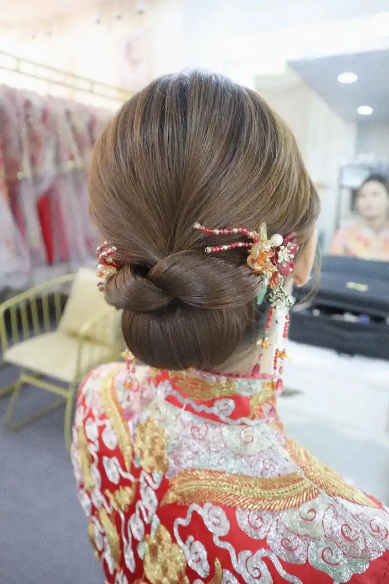 2021年做过那些被夸爆好看的新娘造型总结99#新娘跟妆 # - 抖音