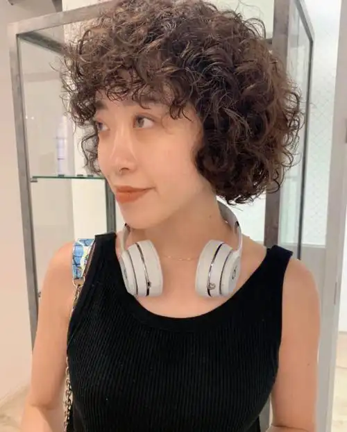 短发羊毛卷无敌可爱那种复古小卷好打理