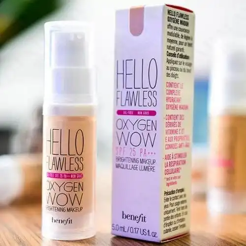 benefit贝玲妃 完美无瑕盈氧粉底液 自然肤色象牙美白 中小样