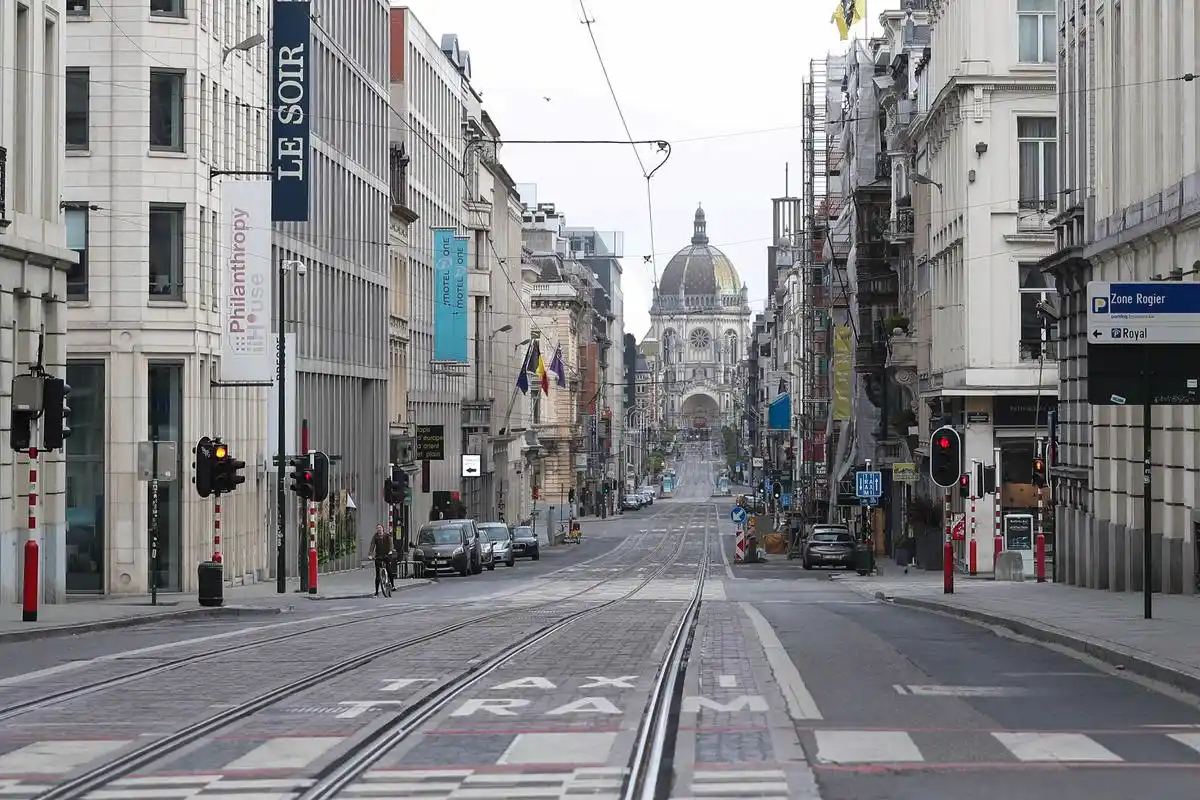 比利时新冠确诊病例超过3万