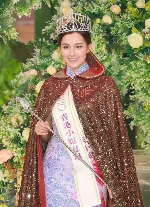 港姐出炉,为十年来颜值最高,冠军酷似"低配版热巴"_郭柏妍_香港_气质