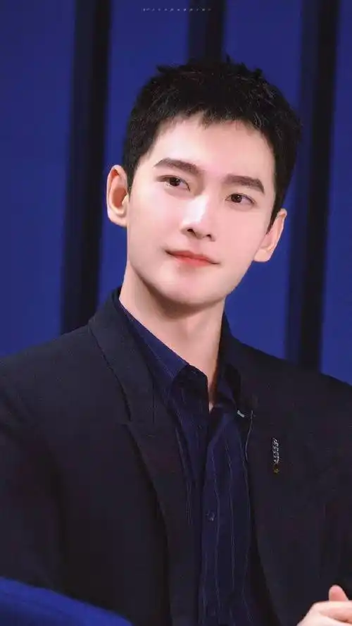 华人最帅男人前20名:吴彦祖金城武胡歌和屏幕前的你,谁最帅?