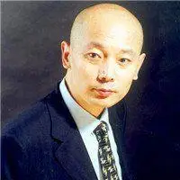 欧美光头男头像图片_微信头像图片大全