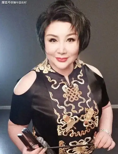 郭德纲妻子王惠登上热搜,评论区嘲讽不断 !_事件_生活_郑恺和