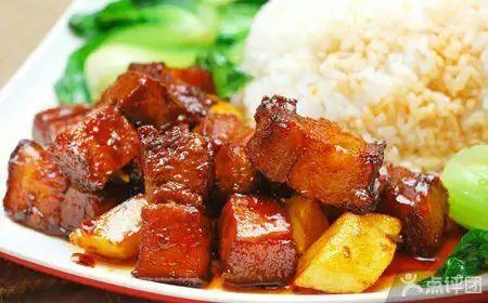 五花肉盖饭  16元/份