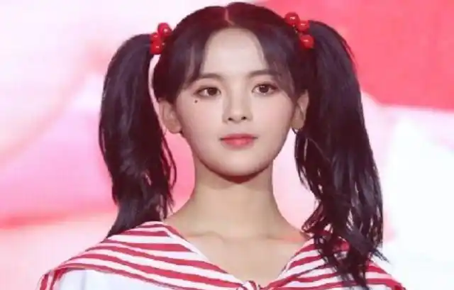 创造101杨超越超可爱的双马尾,清新脱俗,网友:舞蹈简直太销魂