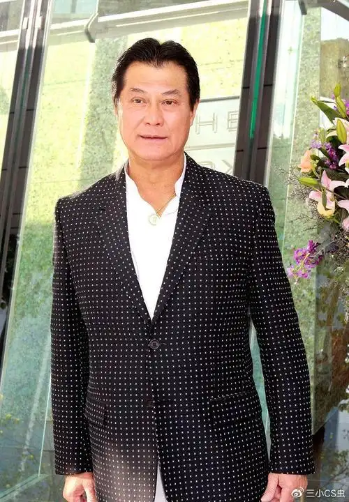 让向华强低头3年后邓光荣便遭不幸无人不惋惜