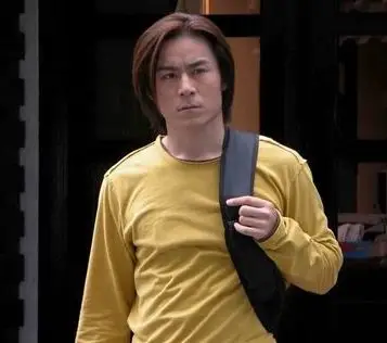 图文:《双响炮》新加坡拍摄 胡兵陈好"完婚"(12)