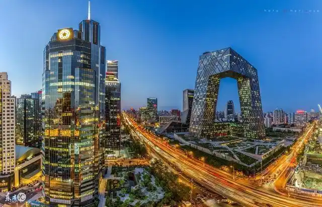中国四大一线城市夜景对比,哪座城市的夜景最美最震撼?
