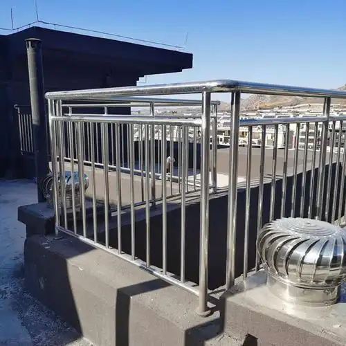 不锈钢护栏鼎昊室内室外用不锈钢复合管防护栏阳台楼梯栏杆