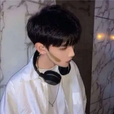 男生高冷有气质的头像